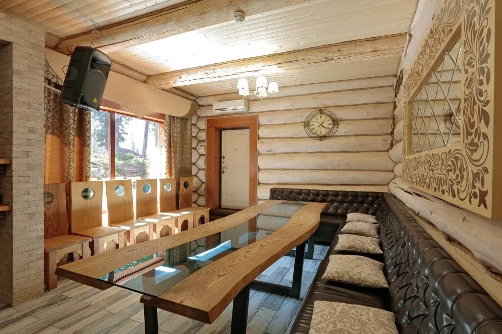 Pornografiya uni pul evaziga anal jinsiy aloqa qilishga ishontirishga qiynaldi